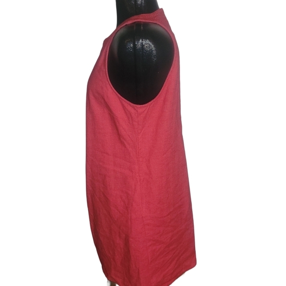 Red Linen Blend Embroidered Neckline Halter Dress - Picture 5 of 7